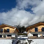 Appartamento Dual, 2 Mit Sauna, Naehe Pressegger See, Skibus Zum Nassfeld *