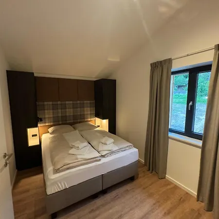 Dualhaus, 2 Mit Sauna, Naehe Pressegger See, Skibus Zum Nassfeld 아파트