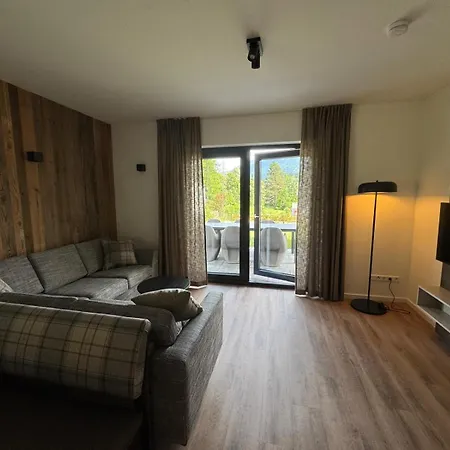 Dual, 2 Mit Sauna, Naehe Pressegger See, Skibus Zum Nassfeld